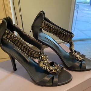 Vera Wang Lavender jeweled wedding heel